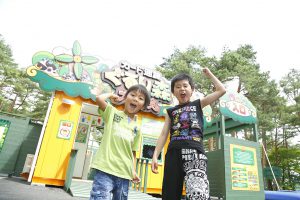 河口湖で新感覚ロールグライダーや巨大迷路に挑戦！「富士すばるランド」の魅力