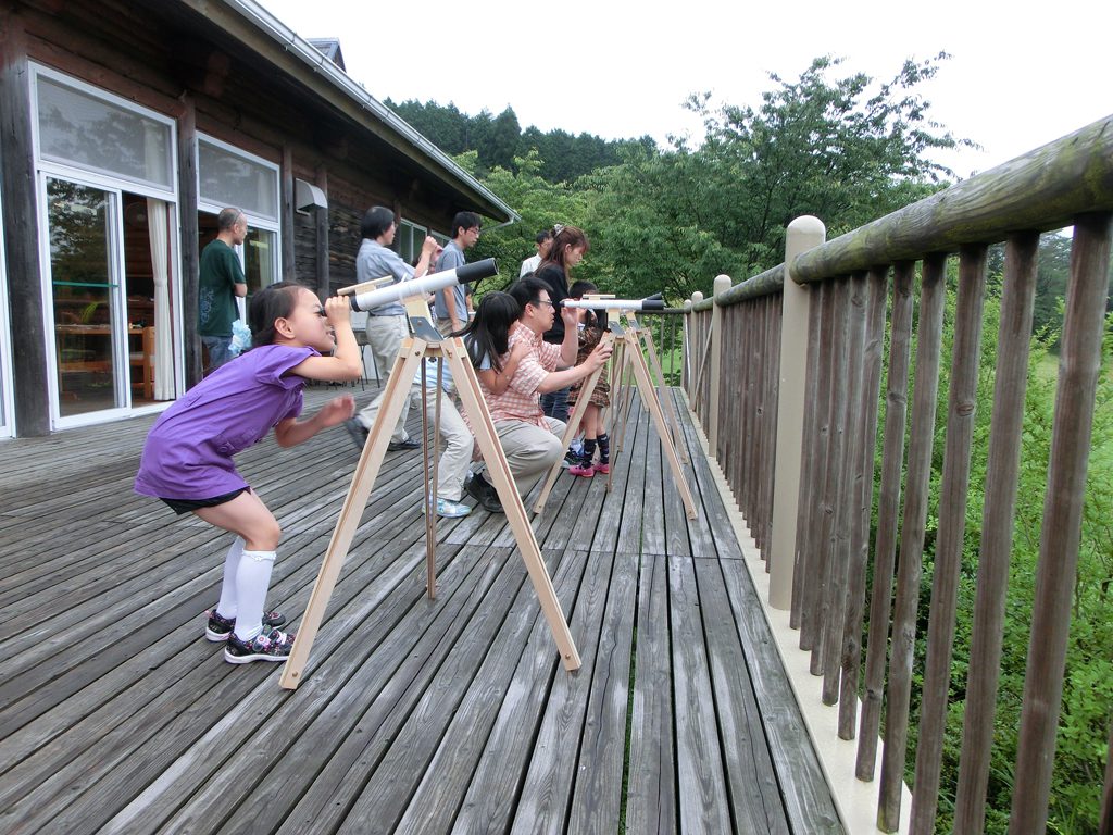 自作望遠鏡づくり体験の様子/旭高原元気村(愛知県/豊田市)