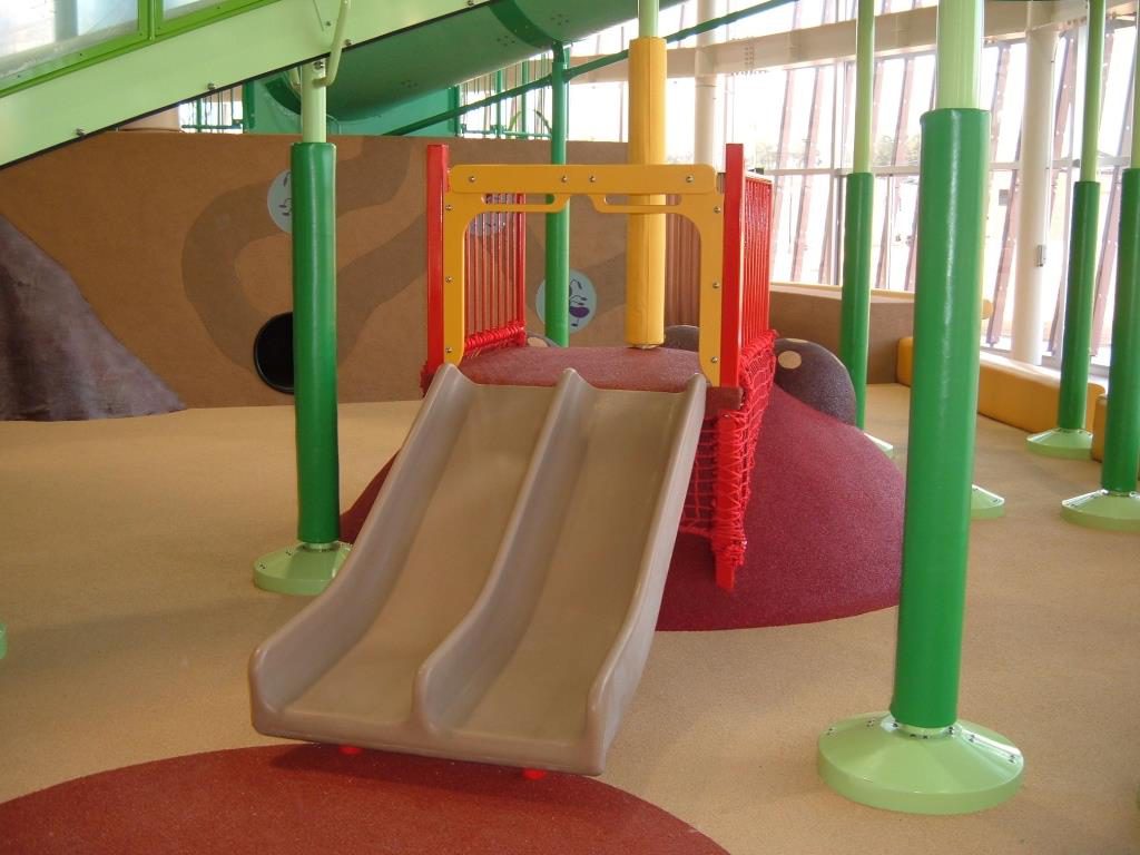 室内施設「プレイハウス」／鞍ケ池公園（愛知県／豊田市）