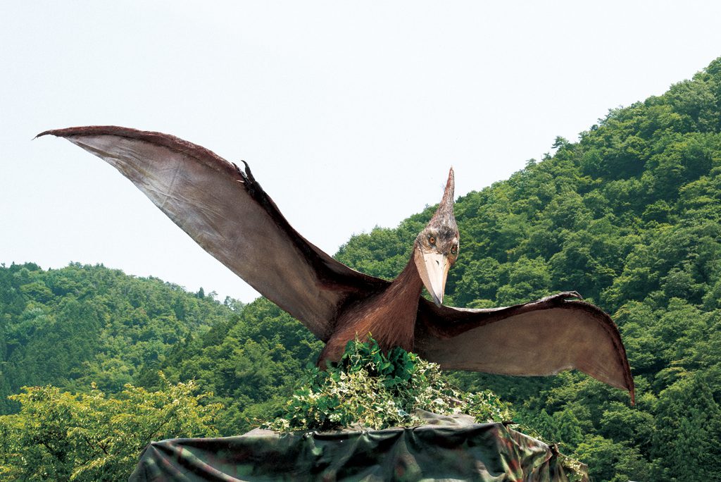 コース内に潜む恐竜はいずれも実物大の恐竜模型／ディノアドベンチャー名古屋（愛知県）