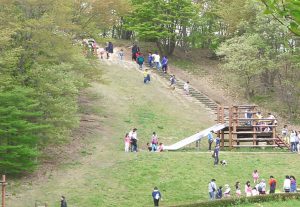 家族でアスレチックやBBQ！万葉クリエートパークで自然と遊ぼう