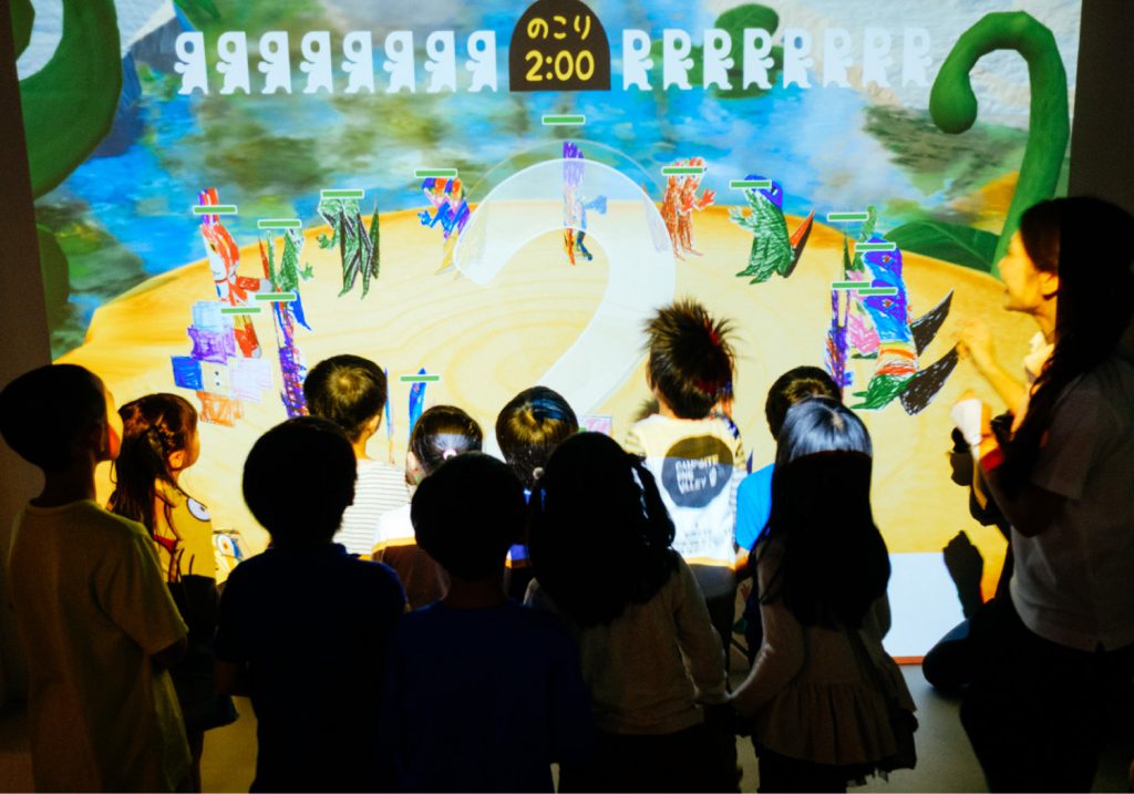 デジタル紙相撲「PAPER RIKISHI」/リトルプラネット KITE MITE MATSUDO(千葉県/松戸市)