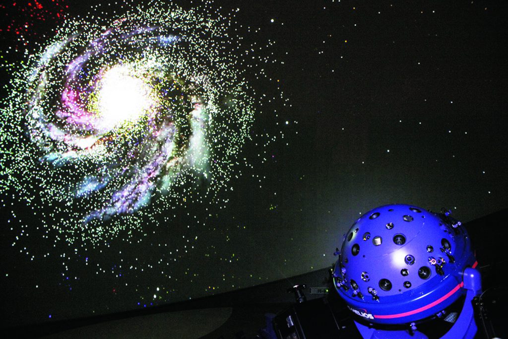 ギネスブックに認定されているプラネタリウムの「宇宙劇場」／郡山市ふれあい科学館(スペースパーク)（福島県）