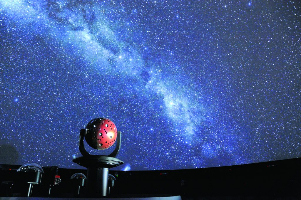世界に1台の最新鋭機のあるプラネタリウム／かわさき宙と緑の科学館（神奈川県／川崎市）