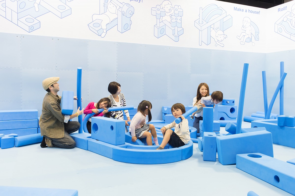 キッズグラウンドで遊ぶ様子/三菱みなとみらい技術館(神奈川県/横浜市)