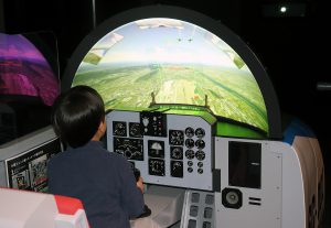 パイロット気分!飛行機の操縦など、体験充実の航空系博物館10選