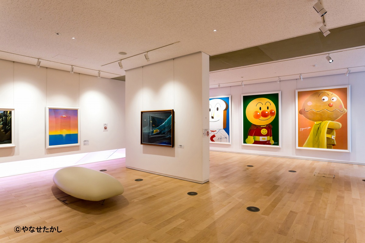 やなせたかしギャラリーの貴重な絵画／香美市立やなせたかし記念館（高知県）