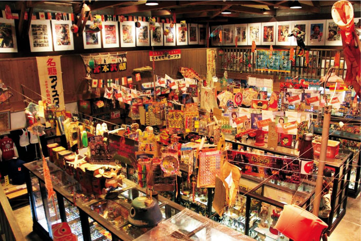 懐かしのおもちゃの展示/駄菓子屋の夢博物館(大分県/豊後高田市)