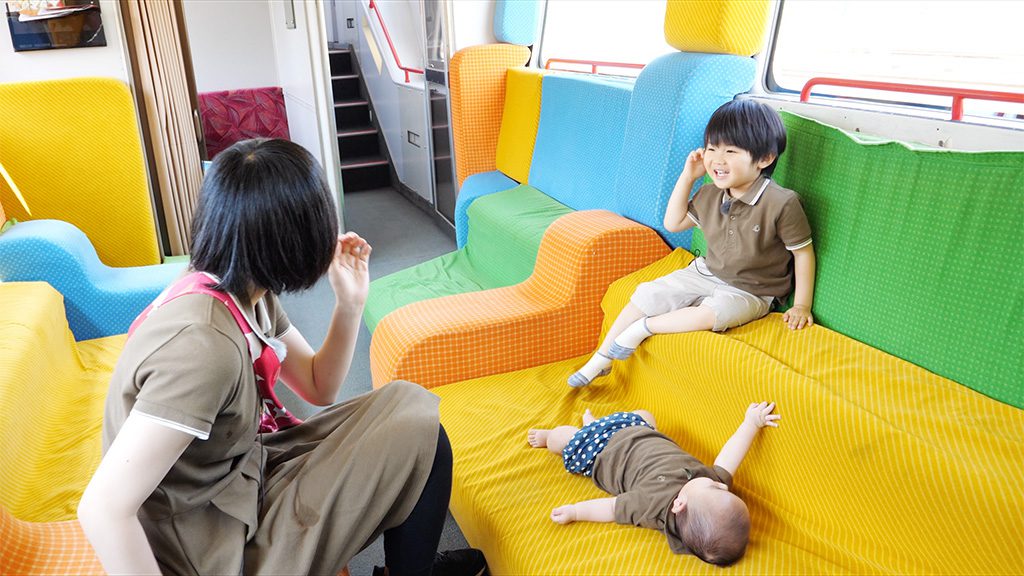 列車内にキッズスペースがあるJR東日本の特急列車「スーパービュー踊り子」