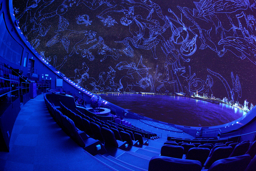 人気のプラネタリウム「宇宙劇場」／はまぎん こども宇宙科学館（神奈川県／横浜市）