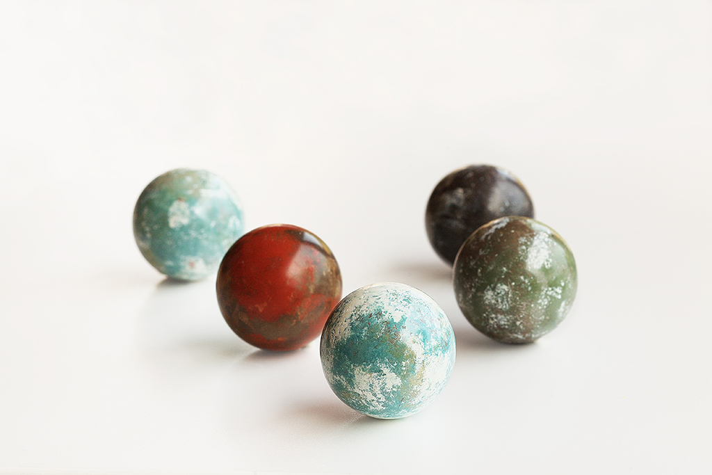 「土・どろんこ館」の光るどろだんご／INAX ライブミュージアム（愛知県／常滑市）