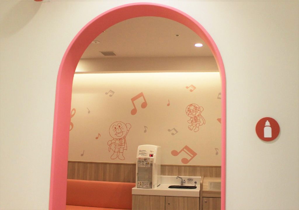 授乳室の入り口／横浜アンパンマンこどもミュージアム（神奈川県／横浜市）
