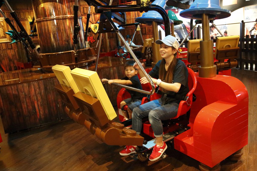 アトラクション「マーリン・アプレンティス」/レゴランド®・ディスカバリー・センター東京(東京都/港区)