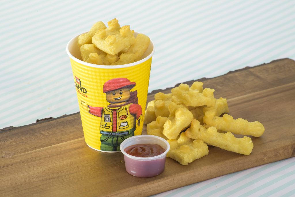 レゴ®ブロック型のサクサクポテト／レゴランド®・ディスカバリー・センター大阪（大阪府／大阪市港区）
