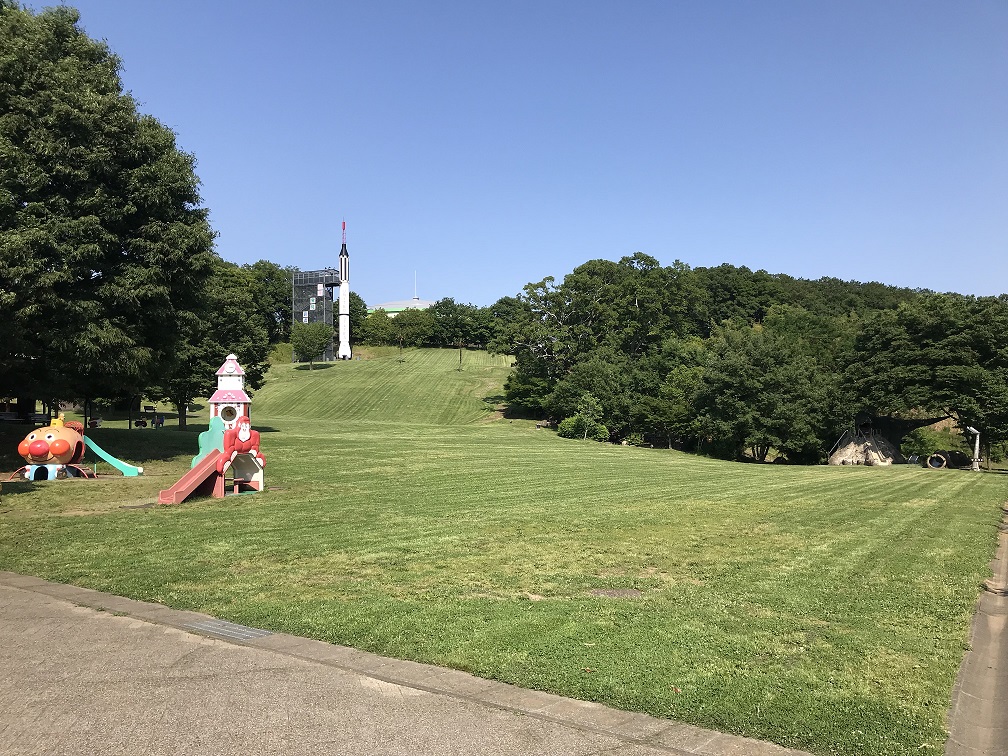 こどもの国のメイン広場/佐野市こどもの国(栃木県/佐野市)