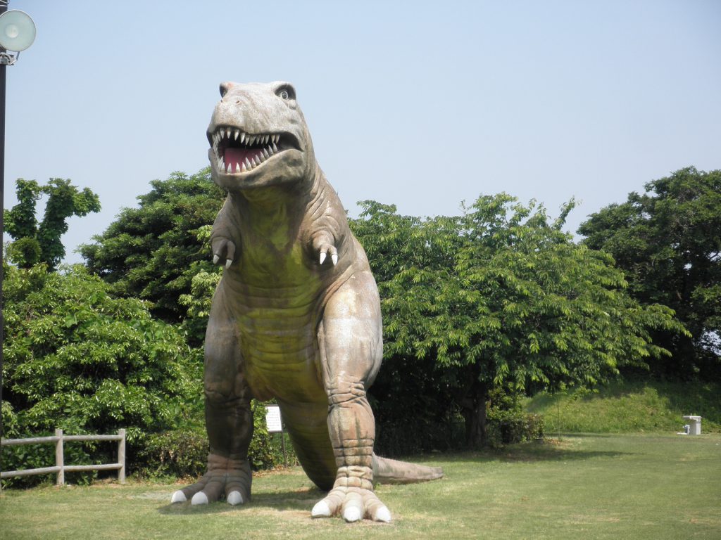 ティラノサウルス/グラウンドゴルフのふる里公園 潮風の丘とまり(鳥取県/東伯郡)