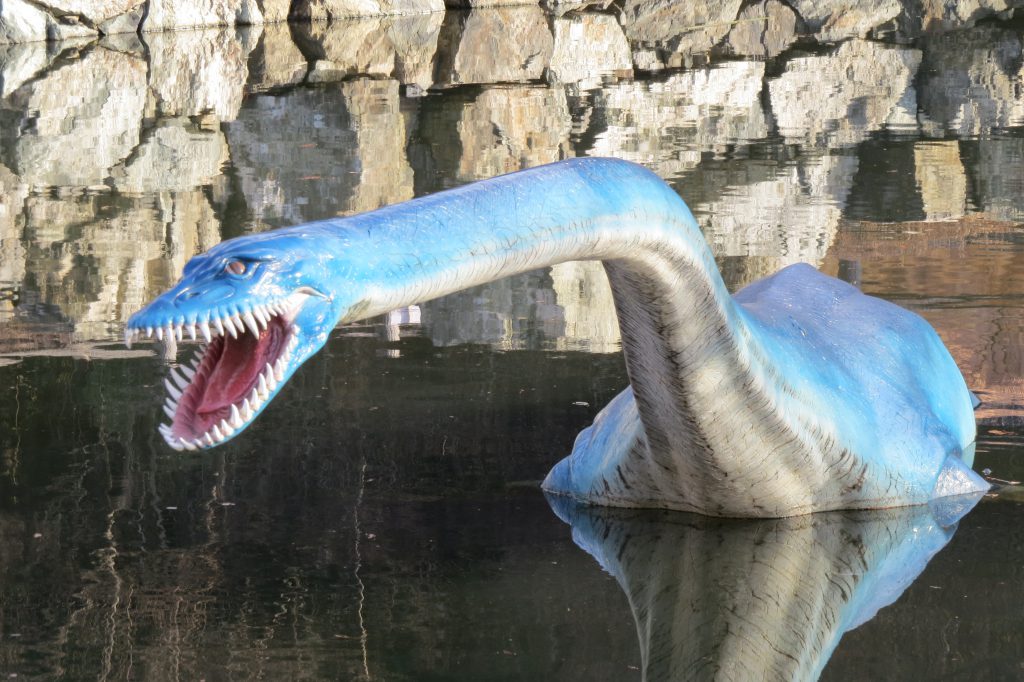 エラスモサウルス/笠岡市立カブトガニ博物館(恐竜公園)(岡山県/笠岡市)