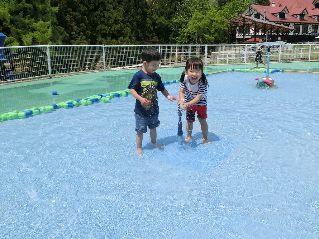 水遊び場には噴水に子どもたちは大喜び／上越国際プレイランド（新潟県／南魚沼市）