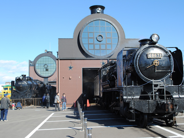 真岡市SLの走るまち拠点施設/SLキューロク館(栃木県/真岡市)