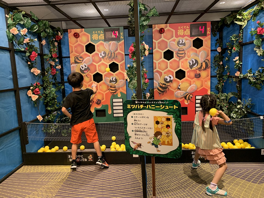 「ミツバチ・ハニーシュート！」／変身！昆虫スゴわざ展2019