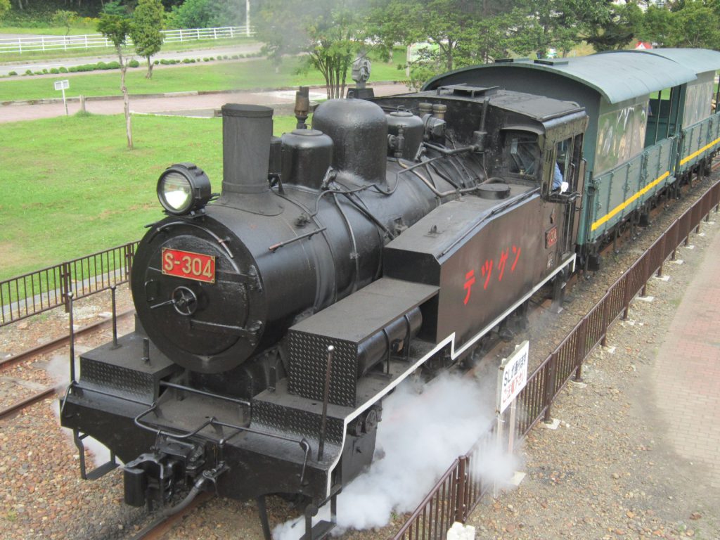 走行するSL-S304号で乗車体験／三笠鉄道記念館（北海道／三笠市）