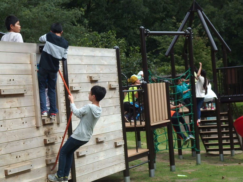 大型複合遊具は6歳から12歳が対象/県立津久井湖城山公園(神奈川県/相模原市)