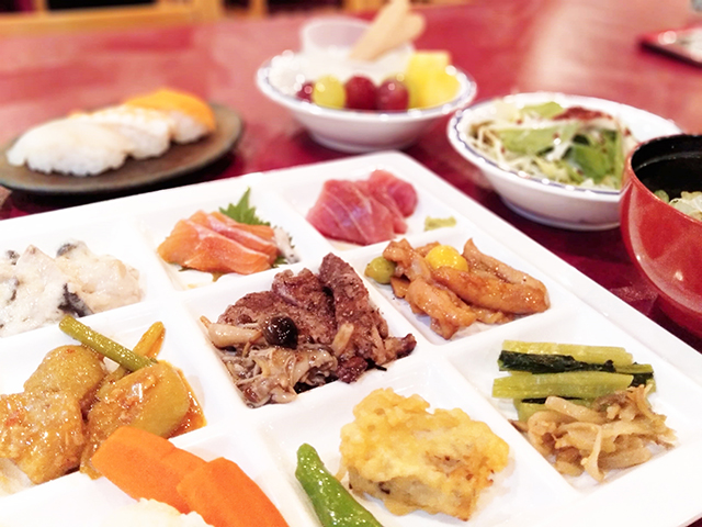 約70種類が食べ放題のバイキング/池の平ホテル(長野県/立科町)