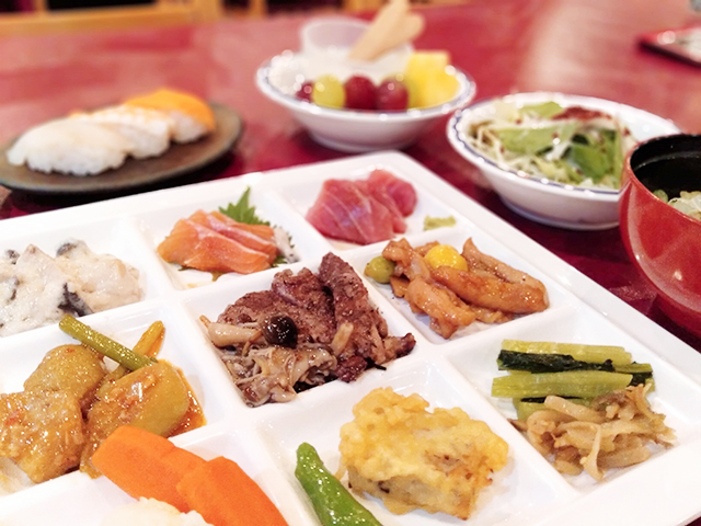 約70種類が食べ放題のバイキング/池の平ホテル(長野県/立科町)