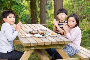 子どもとBBQクッキング！準備から楽しい年齢別メニュー＆デザートが満載