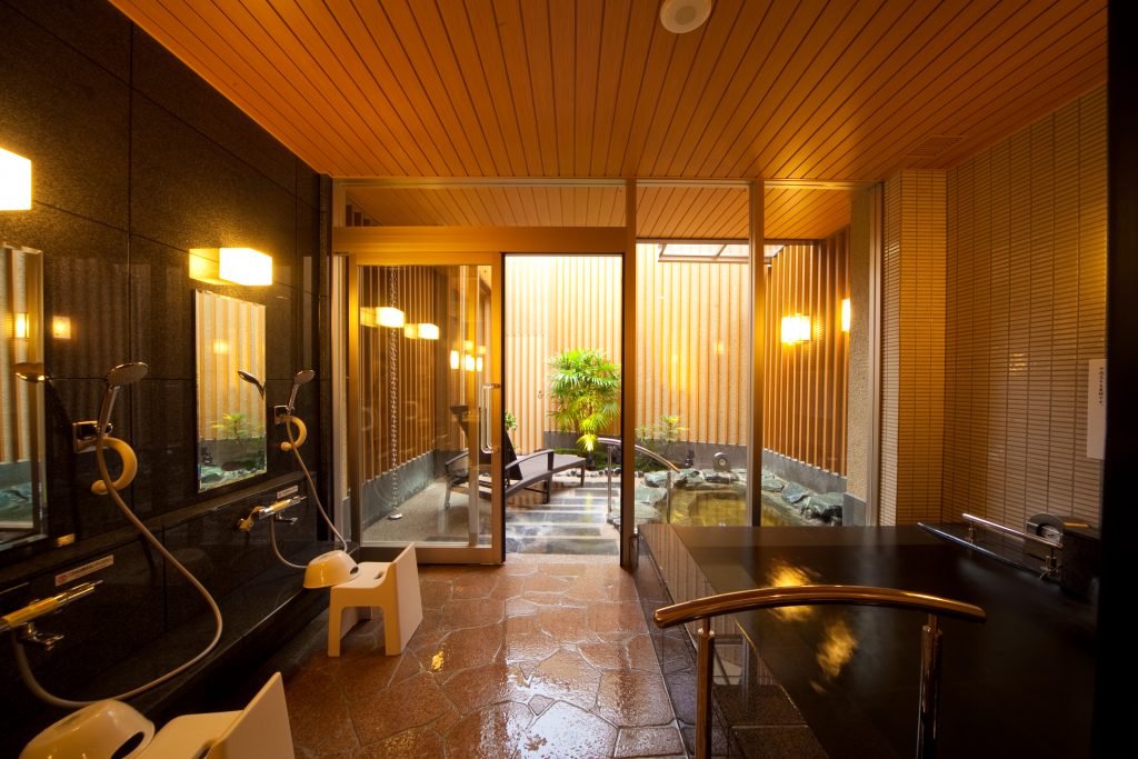 天然温泉かけ流しの家族風呂／菊南温泉スパリゾート　あがんなっせ（熊本県／熊本市）