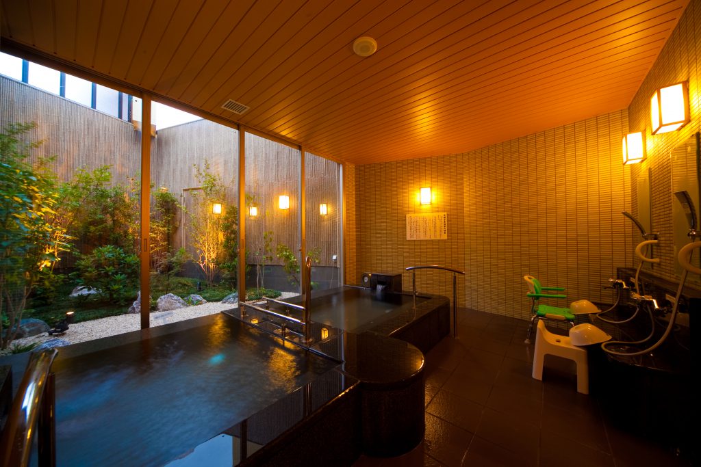 バリアフリー設計の「ほほえみ」「ぬくもり」／菊南温泉スパリゾート　あがんなっせ（熊本県／熊本市）