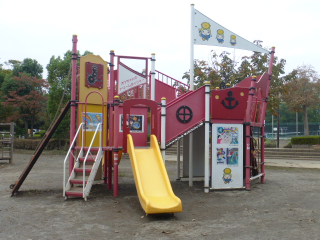 複合遊具「オケちゃんのドリームボイジャー」/城山公園(埼玉県/桶川市)