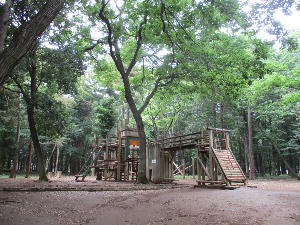 ライオンの絵が特徴的な、わんぱく広場のアスレチック／平塚公園（埼玉県／上尾市）