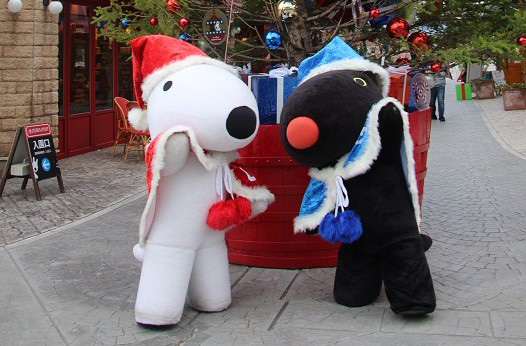 「リサとガスパール タウン」のクリスマス／富士急ハイランド（山梨県／富士吉田市）