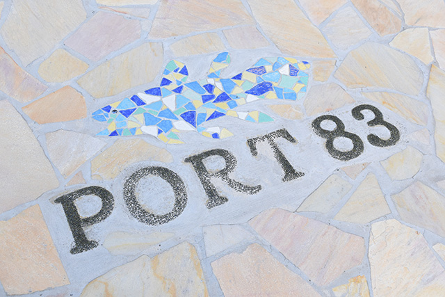 シーラカンスのタイル/港八十三番地(静岡県/沼津市)