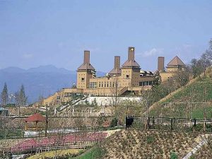 愛媛県の無料スポット・遊び場10選！お菓子の工場見学や今治タオルの社会科見学も