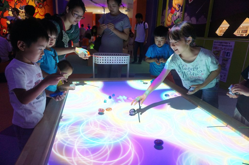 コマ遊び「デジタルブレード」/ファンタジーキッズリゾート(東京都/武蔵村山市)