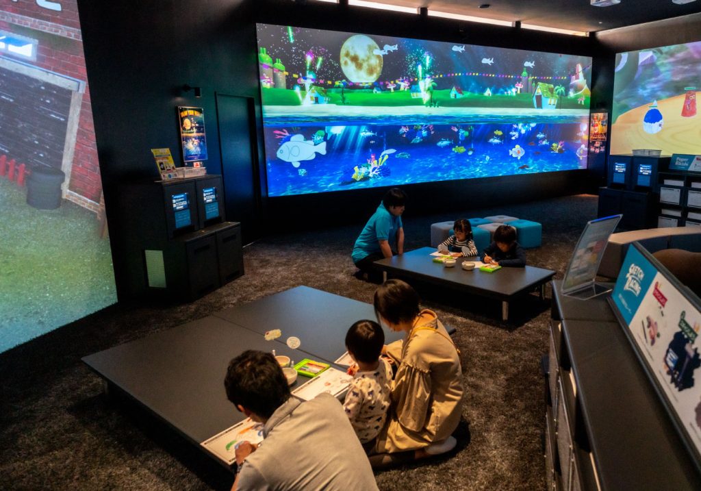 自分の絵が映像に登場「DRAW　YOUR　WORLD」／リトルプラネットららぽーと沼津（静岡県／沼津市）
