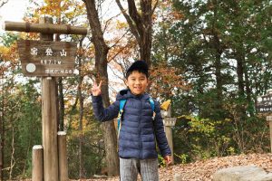 埼玉県秩父・宝登山をレポート！初心者の子連れ登山を紹介！