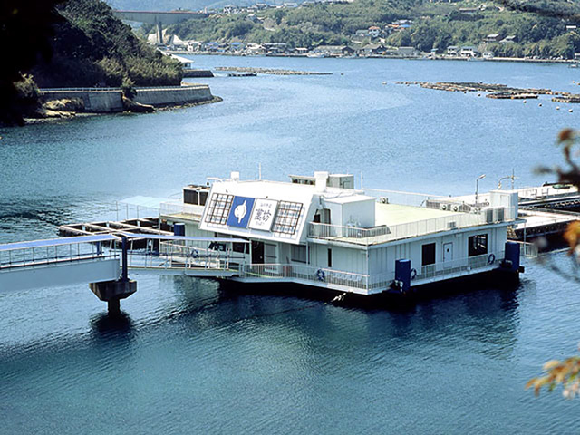 海中レストラン「海中魚処萬坊」（佐賀県／唐津市）