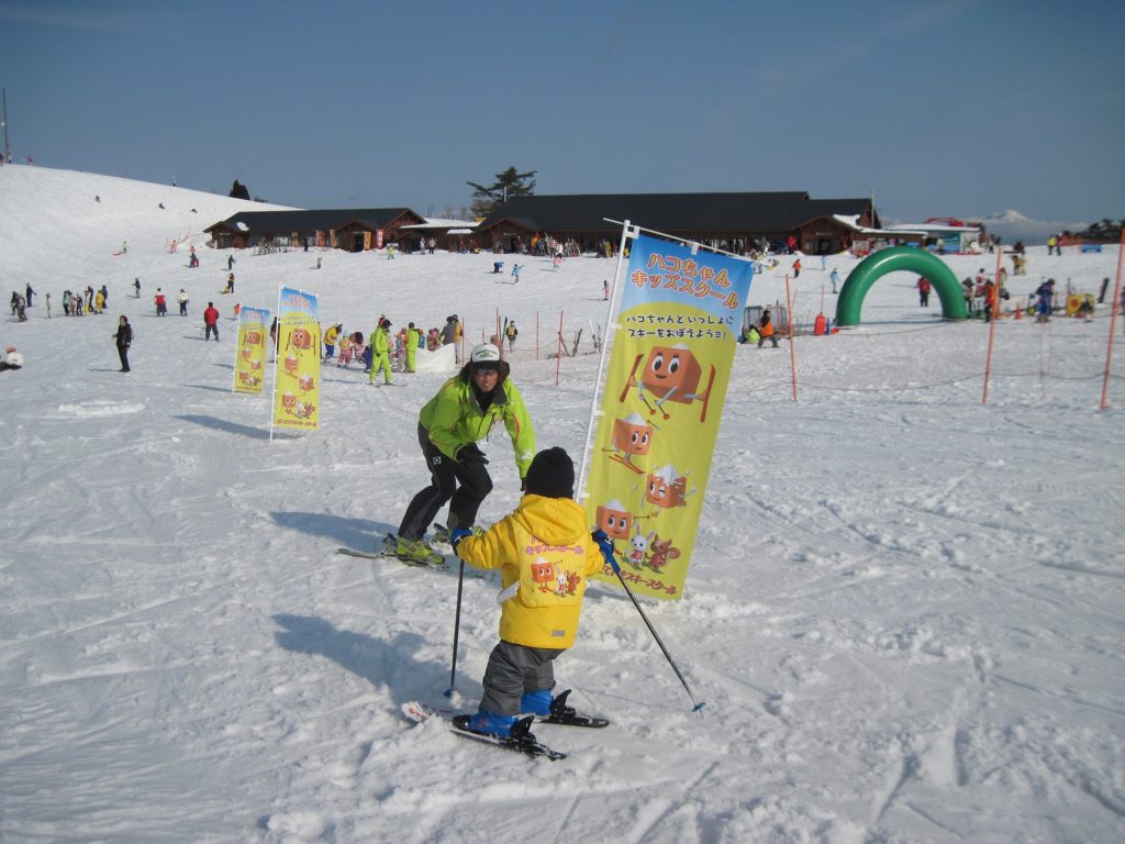 キッズスクール／箱館山スキー場（滋賀県／高島市）