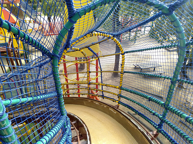 トルネードスライダー【わんぱくランド】/大泉緑地(大阪府/堺市)