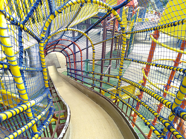 トルネードスライダー【わんぱくランド】/大泉緑地(大阪府/堺市)