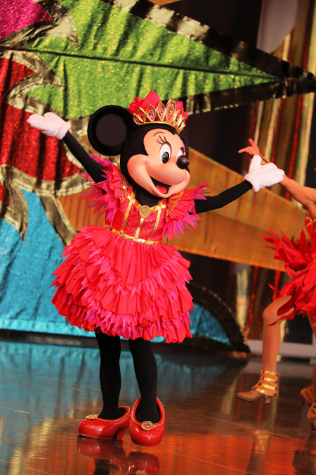 ミニー・オー・ミニーの衣装/イッツ・ベリー・ミニー