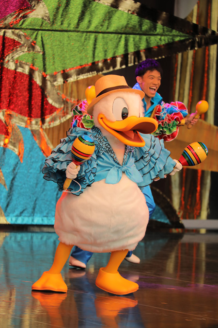 フィエスタトロピカールの衣装/イッツ・ベリー・ミニー