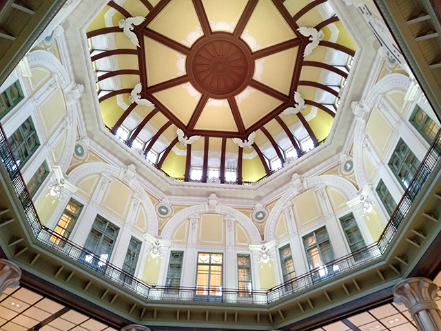 JR東京駅のドーム天井/JR東日本　ガンダムスタンプラリー（東京都）