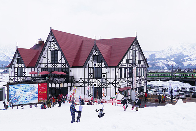 日帰りセンター「アネックス」/上越国際スキー場(新潟県/南魚沼市)