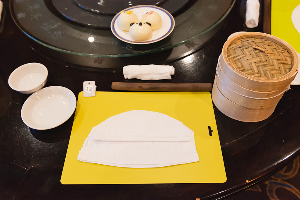 点心づくりセットと出来上がりの見本/招福門 横浜本店(神奈川県)