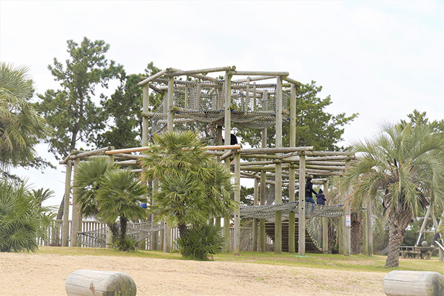 木製アスレチック遊具/赤穂海浜公園（兵庫県/赤穂市）
