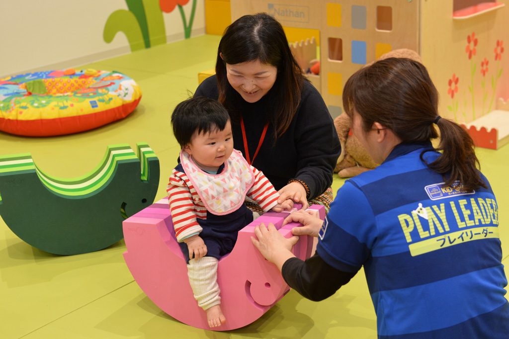 ボーネルンドの「キドキド」でプレイリーダーと遊ぶ/テラスモール湘南(神奈川県/藤沢市)